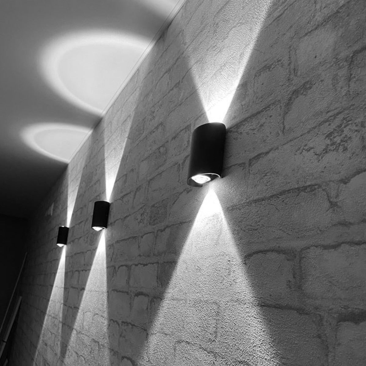 IP65 LED Wall Lamp Outdoor Waterproof Garden Lighting Aluminum AC86-265 Indoor Bedroom Living Room Stairs Wall Light