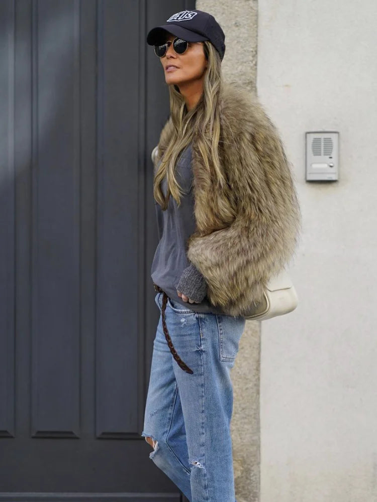 Women Fashion Thicken Short Faux Fur Jacket Chic V Neck Long Sleeved Plush Cardigan Coat Winter Elegant Female Warm Outerwear