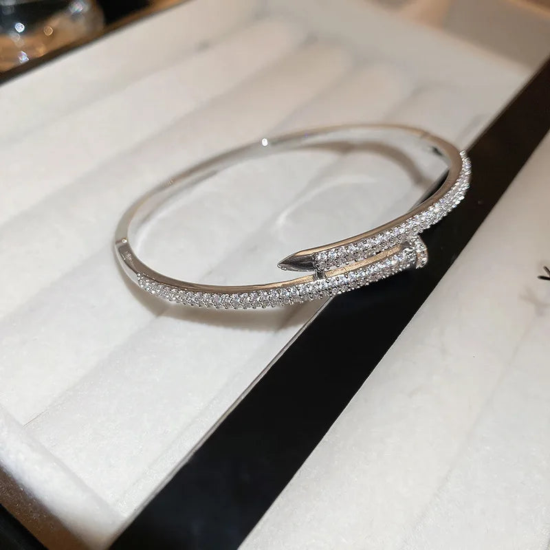Bracelet Elegant Fashion Europe and America Simple Shiny Bracelet Women's Party Female Jewelry