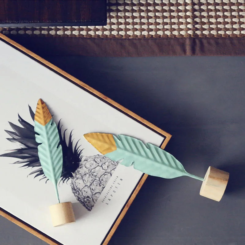 Modern Feather Wooden Decorations Simple Miniature Figurines for Living Room Table Office Home Decoration Accessories