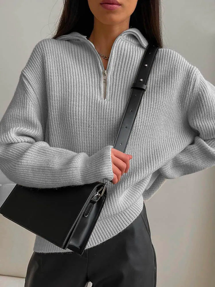 Turtleneck with zip