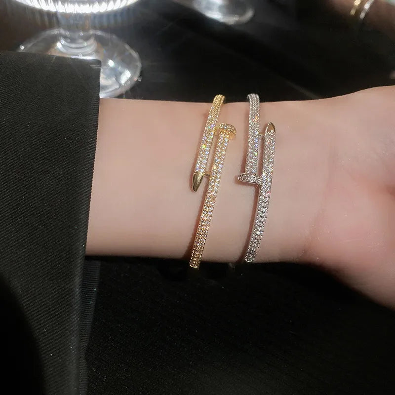 Bracelet Elegant Fashion Europe and America Simple Shiny Bracelet Women's Party Female  Jewelry