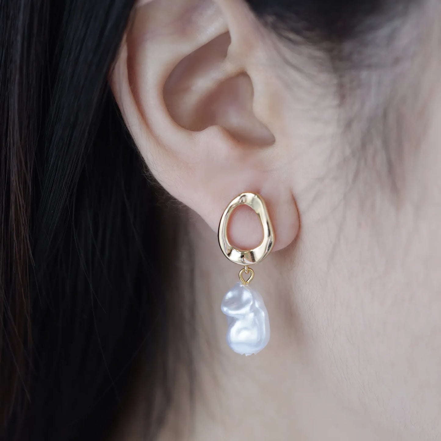 Circle pearl Earrings