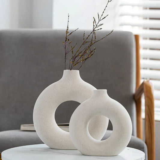 Circular nordic vase