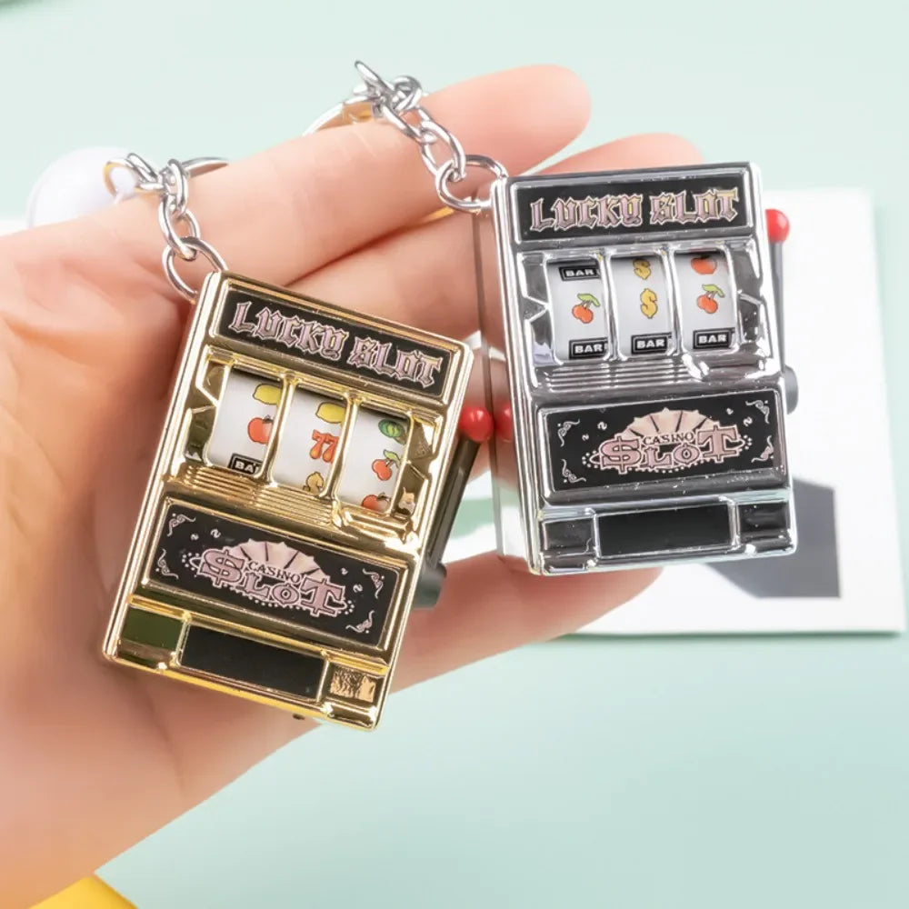 2025 Summer New Classic Toys Niche Keychain Fruit Machine Slot Machine Keychain Fun Creative Car Accessory Keyring Pendant Gift