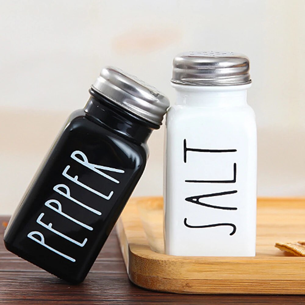 2Pcs/Set Glass Seasoning Bottle Black And White Salt Pepper