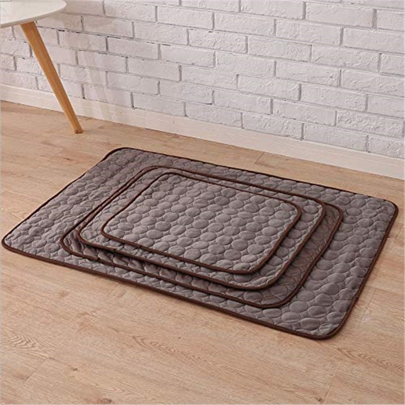 Pet cooling mat